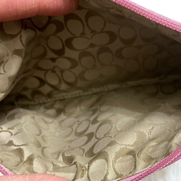 Coach pink Leather Soho wristlet bag